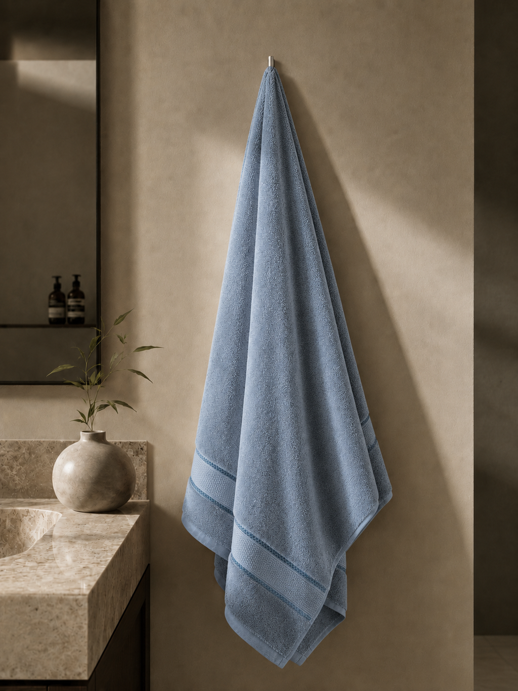 The Aura Towel: Stone Cloud