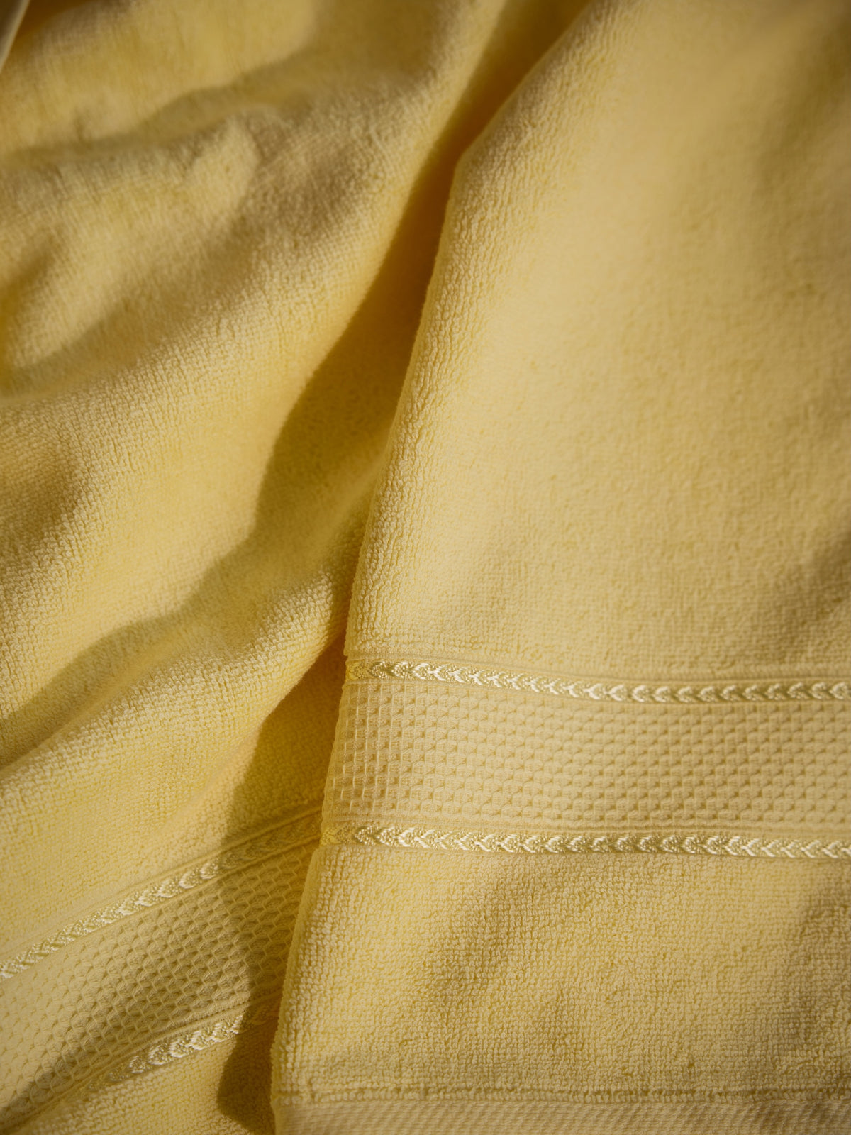 The Aura Hand Towel (Set of 4): Solar Tide